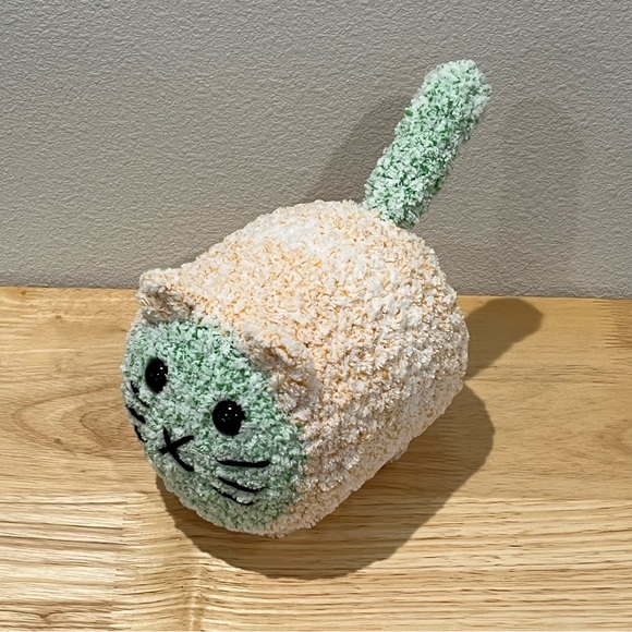 New Crochet Plushie Loaf Cat Orange & Green Two-Tone (Large) - Picture 2 of 11